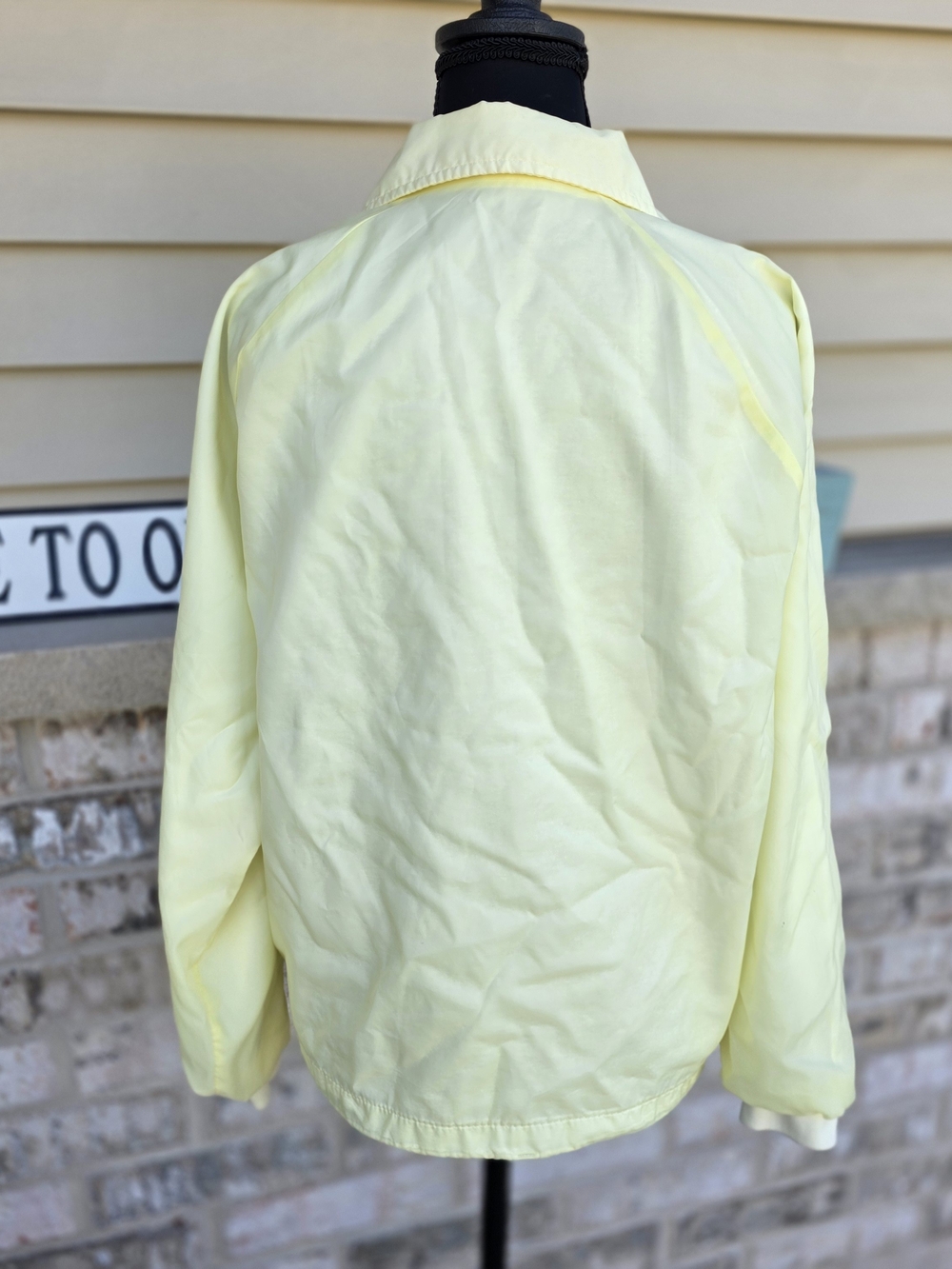 Vintage Village Golf Coach Jacket Yellow Snap Front Windbreaker - Picture 4 of 10